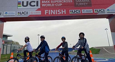 Ayçiçeği Bisiklet Vadisi minik misafirlerini ağırladı 