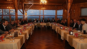 Başkan Alemdar Muhtarlarla İftar Sofrasında Buluştu 