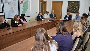 BAŞKAN FEVZİ KILIÇ BELÇİKALI ÖĞRENCİLERİ AĞIRLADI 