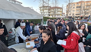 Başkan Özen, İftar Öncesi ve Teravih Sonrası İlçe Halkıyla 