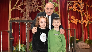 ERENLER’DE ÇOCUKLAR DÖRT KAFADAR MÜZİKALİ’Nİ ÇOK SEVDİ 