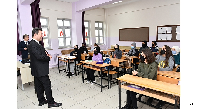 Yenikent Kız Anadolu İmam Hatip Lisesine Ziyaret