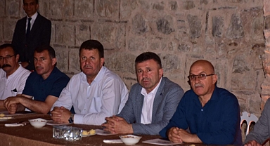 Başkan Özen, İpekyolu Belediyeler Birliği Toplantısına Katıldı 