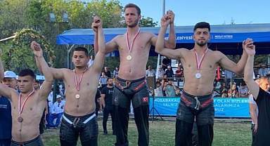 Büyükşehirli pehlivanlardan 4 madalya 