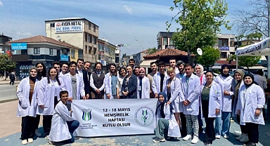 Hemşirelik Haftası'nda sağlık taraması yaptılar 