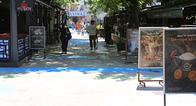 İşlem bitti, Kafeler Sokağı yeni yüzüne kavuştu 