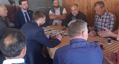 İYİ Parti Serdivan Teşkilatı vatandaşlarla bir araya gelmeye devam ediyor 