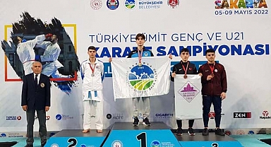 Karate şampiyonasına Büyükşehir damga vurdu 