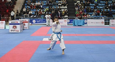 Karate turnuvasında heyecan bugün başladı 