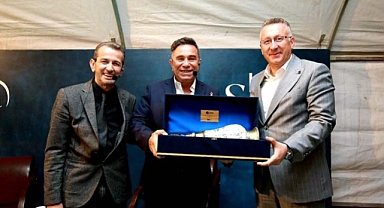 Sabri Ugan Sevenleriyle Buluştu 