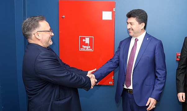 SUBÜ ailesi bayramlaştı