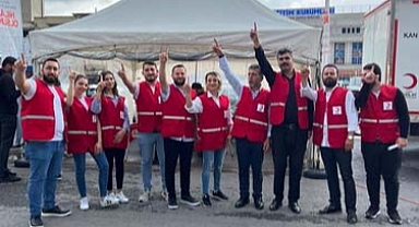 BÜYÜK BİRLİK PARTİSİ ADAPAZARI KADIN KOLLARI İLÇE BAŞKANLIĞI KAN VERME ORGANİZASYONU DÜZENLEDİ 