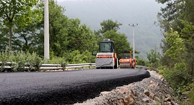 Büyükşehir’den yoğun asfalt mesaisi 