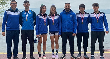 Büyükşehir kürek sporcuları derece ile döndü 