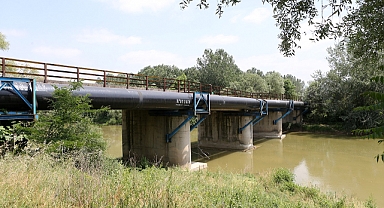 Büyükşehir Mollaköy köprüsünü yeniliyor 