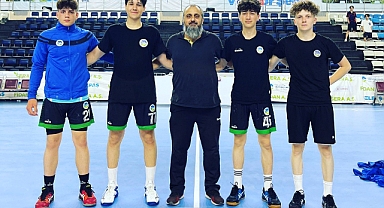 Büyükşehirli hentbolcular Milli Takım kampında 