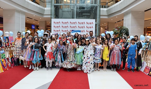 Çevre Dostu Okulun Geri Dönüşüm Defilesi Büyük İlgi Gördü