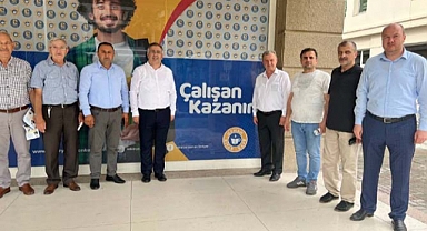 İYİ Parti Adapazarı teşkilatı Palmiye caddesinde 