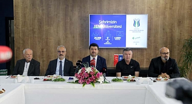 Rektör Sarıbıyık basın mensuplarıyla bir araya geldi 