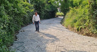 Sapanca’da Uzunkum Köyiçi Caddesi Yenileniyor 