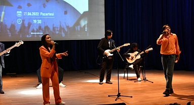 TÖMER’den Renkli Yıl Sonu Etkinliği 