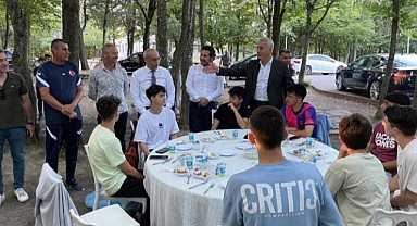 BAŞKAN BABAOĞLU’NDAN KARATECİLERE ŞAMPİYONA ÖNCESİ MORAL 