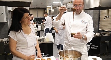 Hatay Gastronomi'de bu hafta 'Hint' yemekleri öğretildi