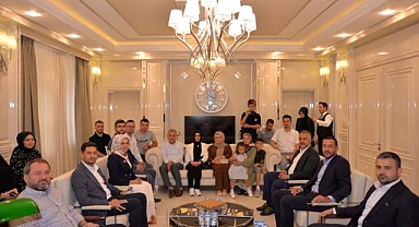 MİLLETVEKİLİ UNCUOĞLU’NDAN HENDEK BELEDİYESİNE ZİYARET 