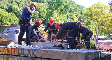 SABAK enkazda nefes kesti 