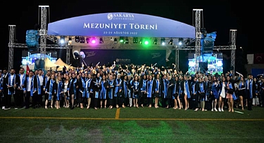 Eğitim Fakültesi ve İşletme Fakültesinin Mezuniyet Töreni 