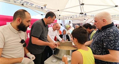 ERENLER BELEDİYESİNDEN AŞURE İKRAMI 