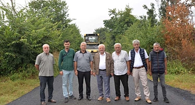 HENDEK’TE SICAK ASFALT ÇALIŞMALARI MAHALLE MAHALLE DEVAM EDİYOR 