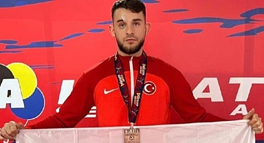 Karatede Milli gurur 