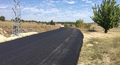 Şehrin güney ucu Taraklı’da asfalt işlemleri başladı 