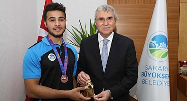 “Sporun ve sporcunun gelişmesi için her zaman çalışacağız” 