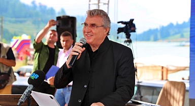 Yüce şenlikte çağrı yaptı: 