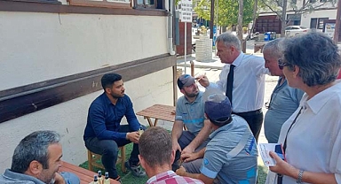 Zafer Partisi Suriyeliler için Taraklı'da da imza kampanyası düzenledi 