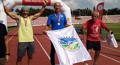 Atletizmde altın madalya geldi 