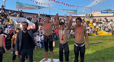 Büyükşehir pehlivanları başarılarına devam ediyor 