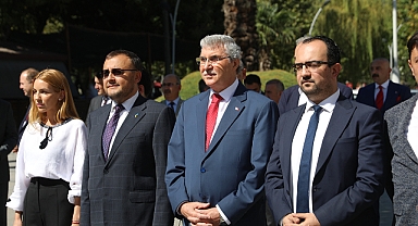 “Cumhurbaşkanımız barış için yoğun bir diplomasi yürütüyor” 