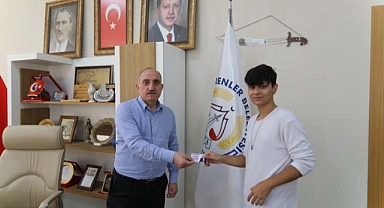 ERENLERDE GENÇLİK BİR ADIM ÖNCE: HEDİYE İNTERNET 