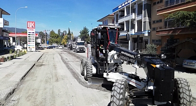 Geyve Konyalı Ali Bey Caddesinde işlemler başladı