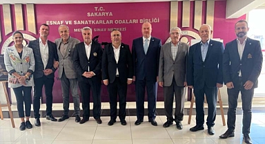 İYİ Parti Adapazarı İlçe teşkilatı Kantinciler Odasını ziyaret etti 