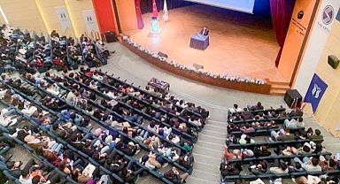 2. SUBÜ Kariyer Zirvesi’ne 3 bin öğrenci katıldı 