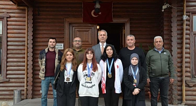 BABAOĞLU SAKARYA’LI ŞAMPİYONLARLA BULUŞTU 