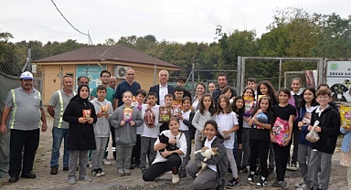 BAŞKAN BABAOĞLU VE ÖĞRENCİLER CAN DOSTLARINI ZİYARET ETTİ 