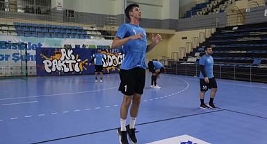 Büyükşehir hentbol 5’te 5 için sahaya çıkacak 