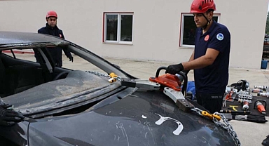 Büyükşehir’in kurtarma timleri eğitimlerini sürdürüyor 