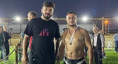 Büyükşehir’in pehlivanı Dünya Şampiyonu oldu 