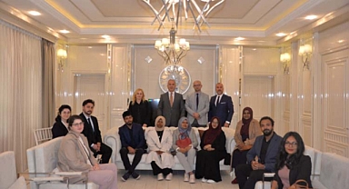 MALDİVLER CUMHURİYETİ HEYETİNDEN BAŞKAN BABAOĞLU’NA ZİYARET 